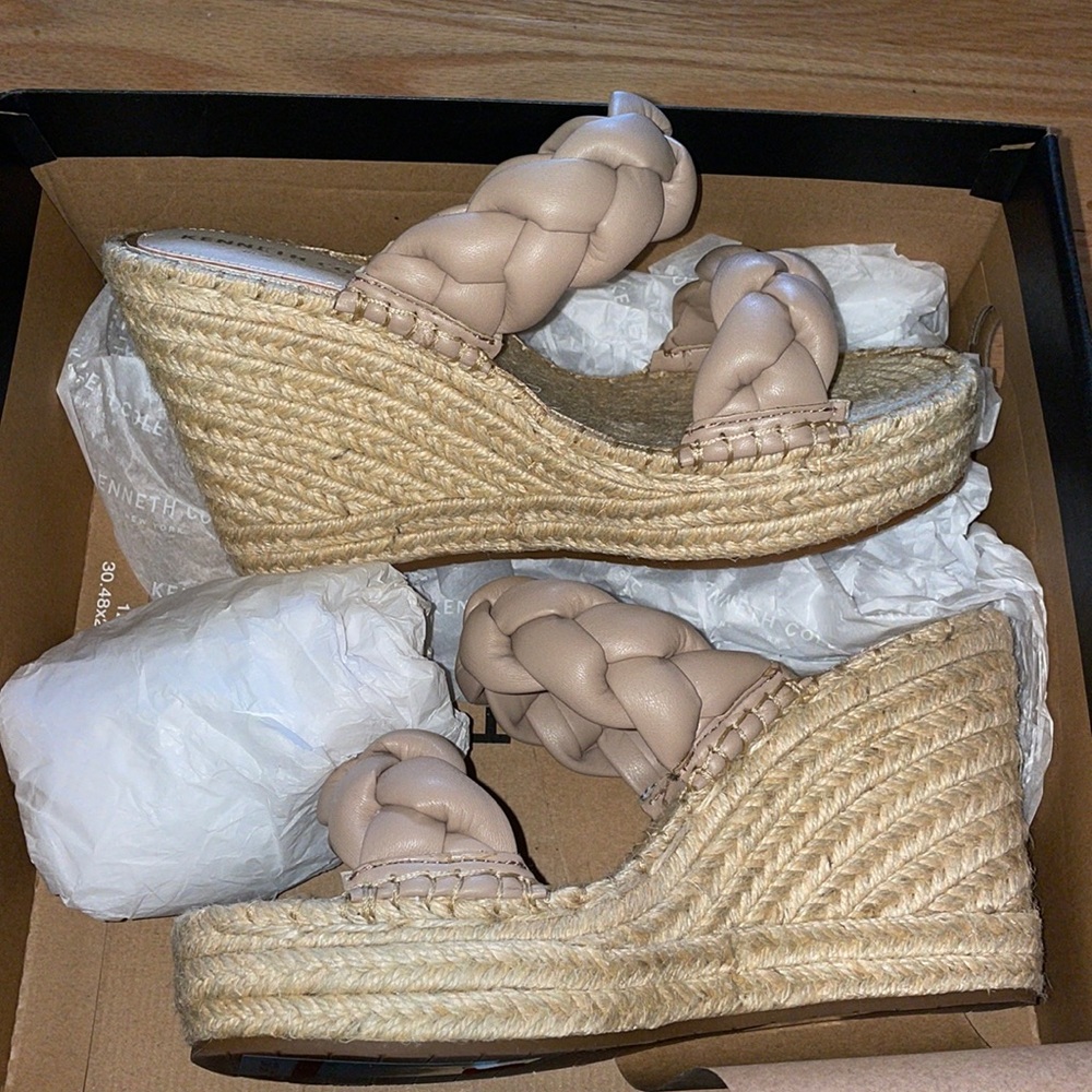 Kenneth Cole Olivia Braid Chai Color Wedge
